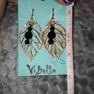 Beautiful Recycled material Leaf Design Earrings!
